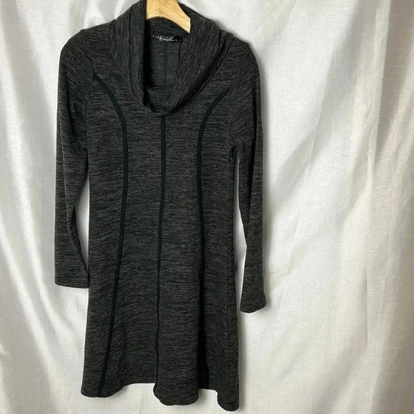 Nwt  vintage grey  sweater dress, Sm, cowl neck ,slimming lines,Whimsigoth,goth - Picture 15 of 16